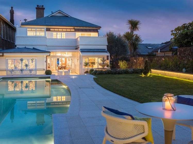 4 King Edward Parade Devonport_24