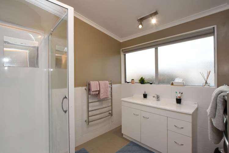 678 Tweed Street Newfield_11