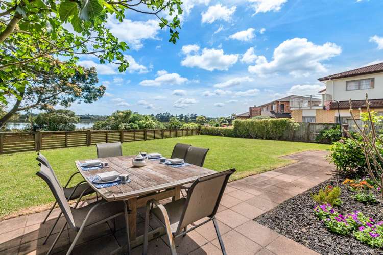 7 Brechin Place Wattle Downs_4