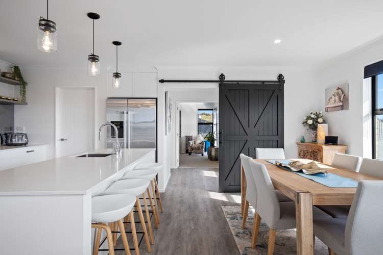 124 Lisle Farm Drive Pukekohe_6