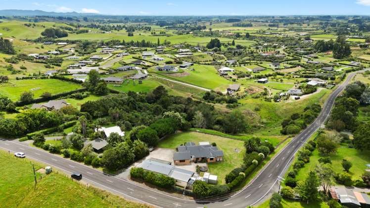 104 Bell Road Whatawhata_36