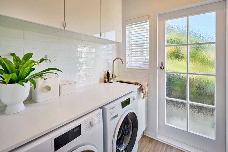 3 Corrondella Grove Belmont_25