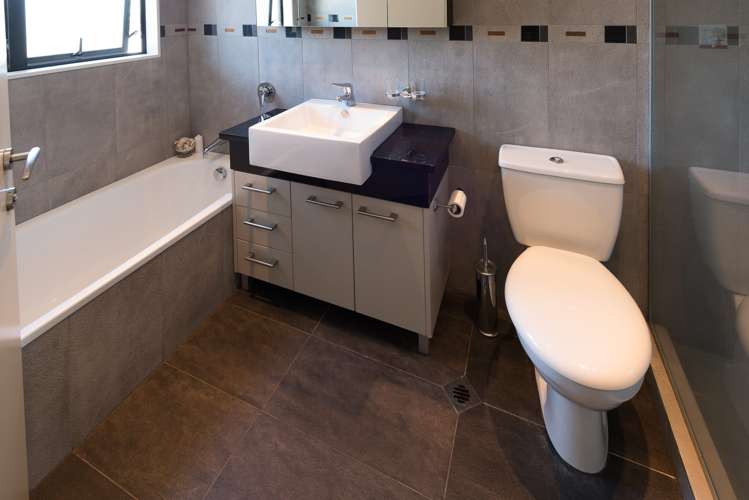 18a Howe Street Howick_15