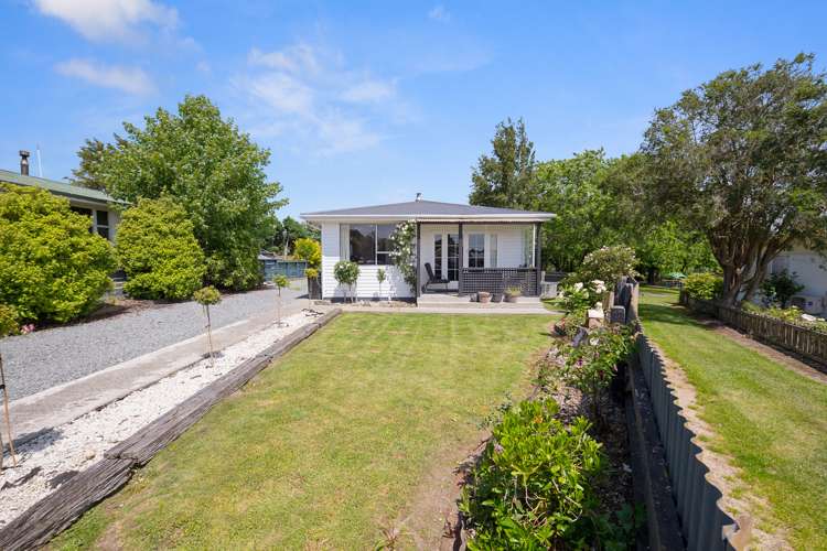 11 Dale Crescent Gore Surrounds_19