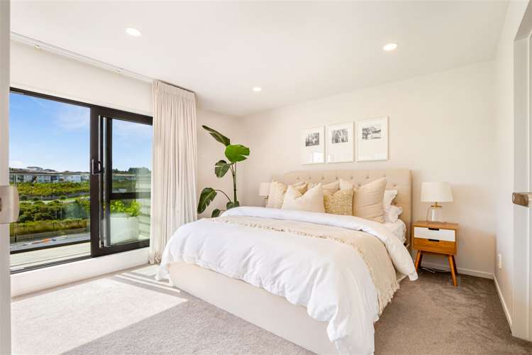 10 Arran Point Parade Orewa_9