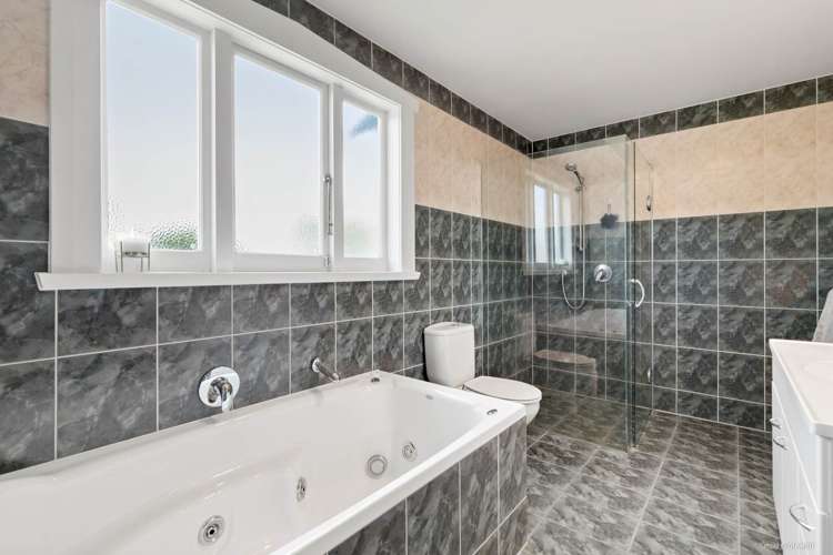 103 Onewa Road Northcote_12