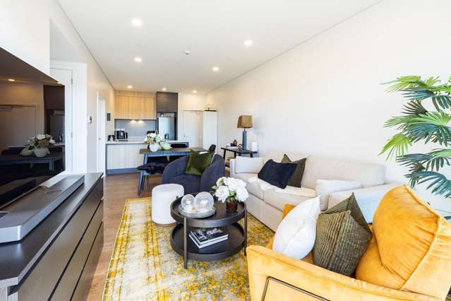 Stylish, Sun-Filled Apartment in Meadowbank