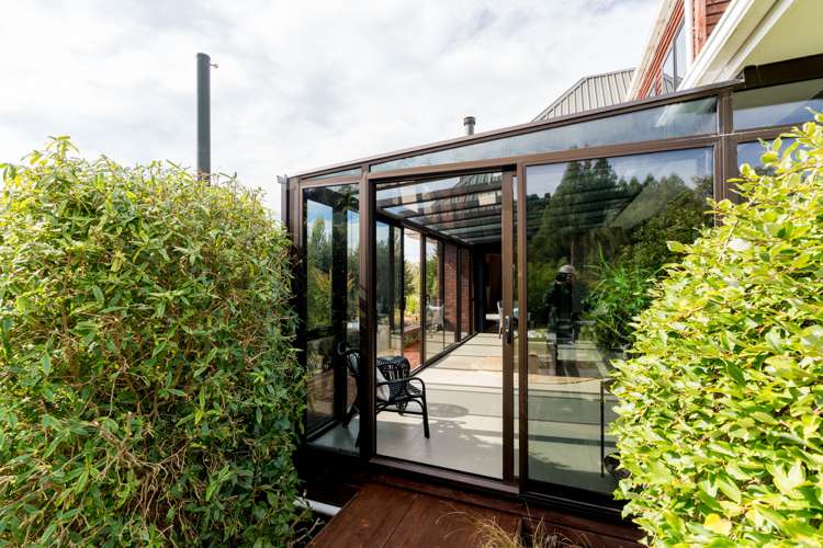 16 Freyberg Road Fairfield_9