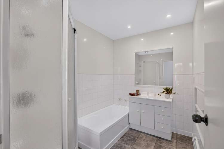 18B Forward Street Greenmeadows_13
