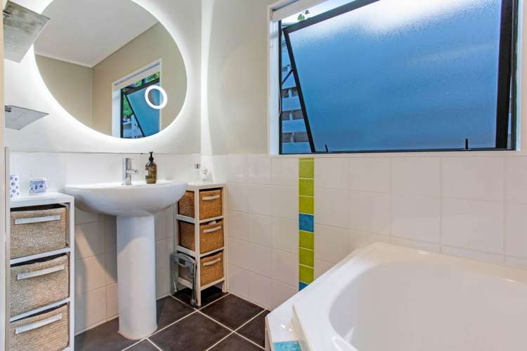 2/15 Killarney Avenue Torbay_10