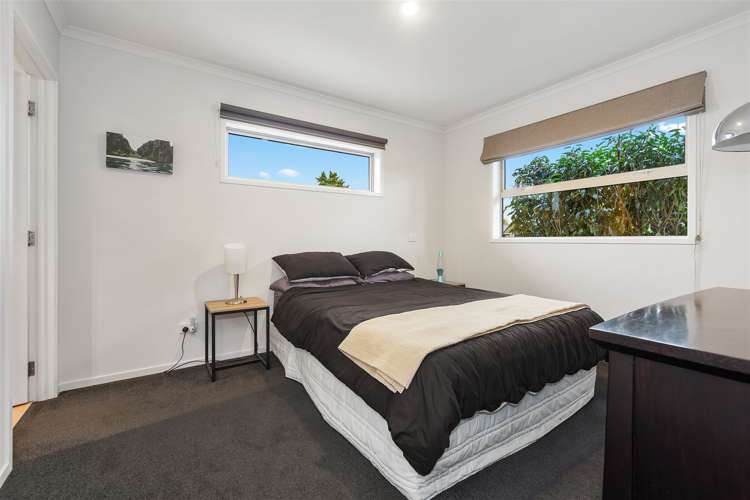 5/11 Errol Close Burbush_11