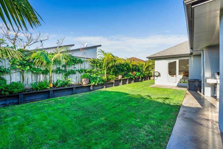 14 Lombardia Way Karaka_13