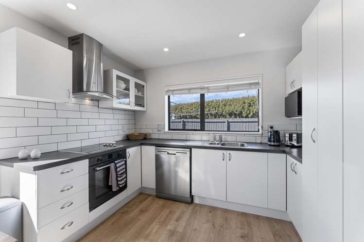 28 Hawkins Place Rangiora_4