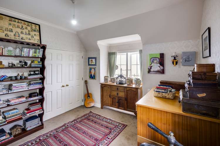 14 Roslyn Road Bluff Hill_16