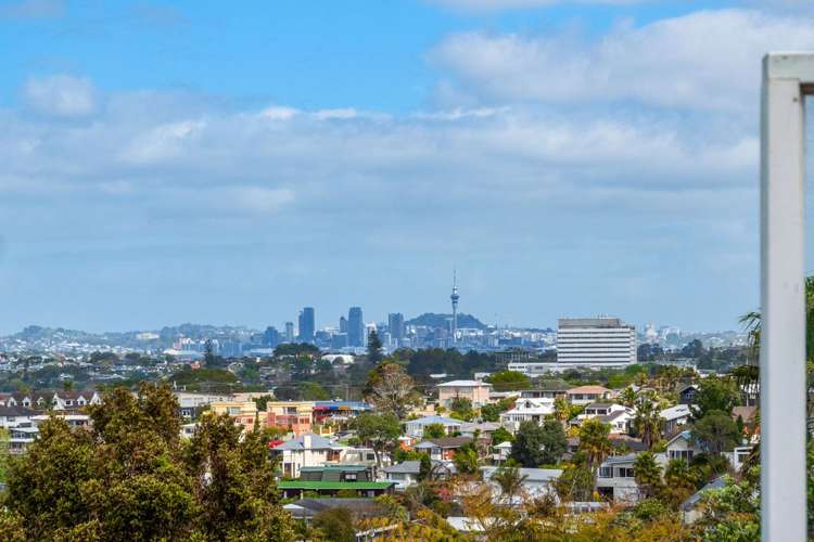 6 Dewsbury Terrace Castor Bay_14