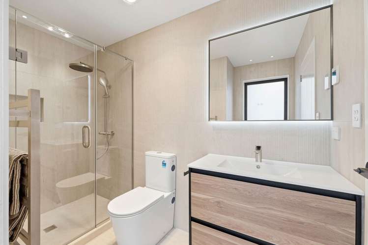 17A-E Cypress Place Sunnynook_31