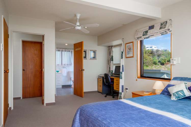 332 Princes Drive Britannia Heights_22