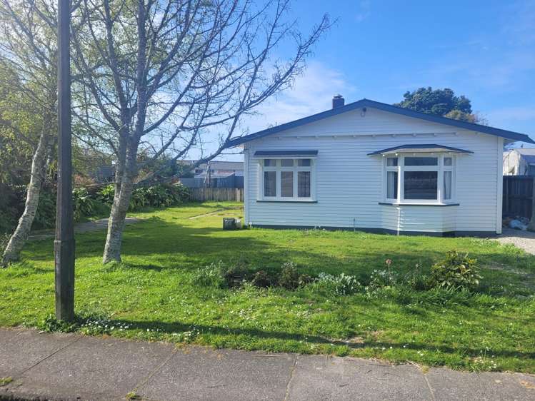 192 Gibson Quay Hokitika_9