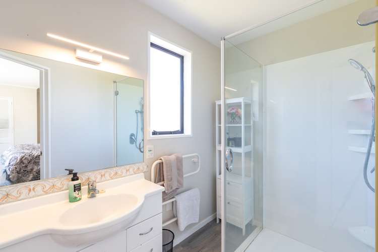 18 Bank Street Amberley_11