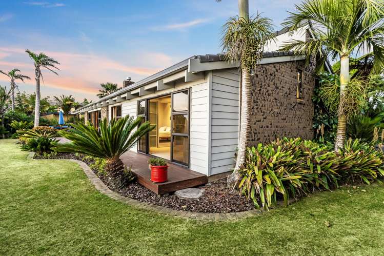 34 Motutara Road Muriwai Beach_30