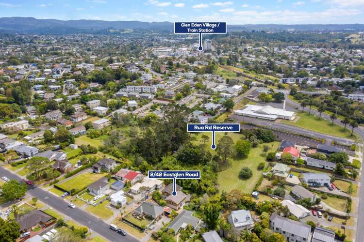 2/42 Eastglen Road Glen Eden_16