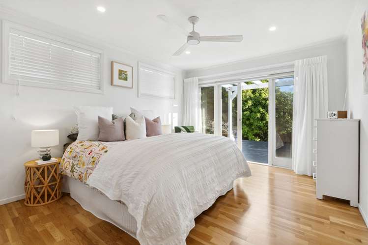 70 Selwyn Crescent Forrest Hill_11