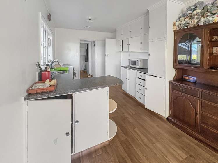 292 Tararua Road 10516_1