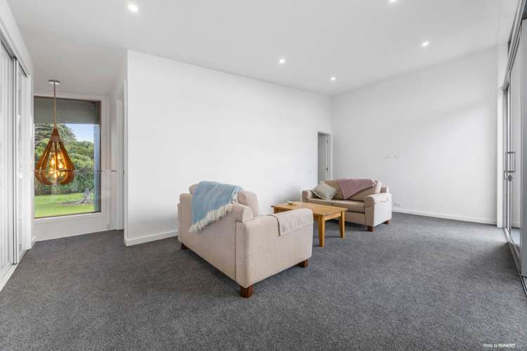 577 Laurie Southwick Parade Gulf Harbour_18