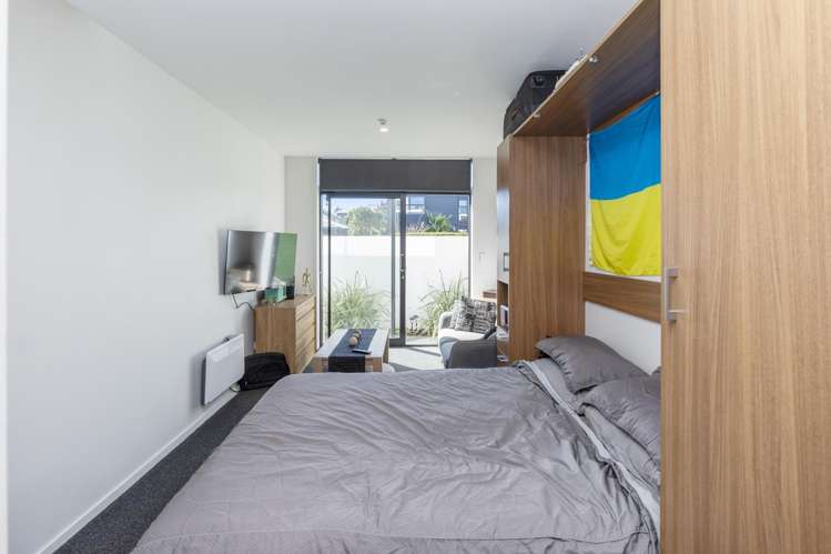 2/341 Madras Street_4