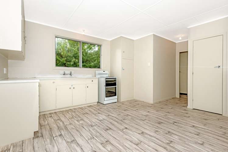 61 Macdonald Street Elgin_18