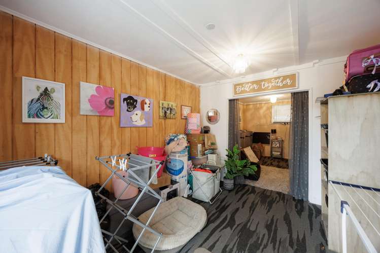 69 Alexander Avenue Onekawa_10