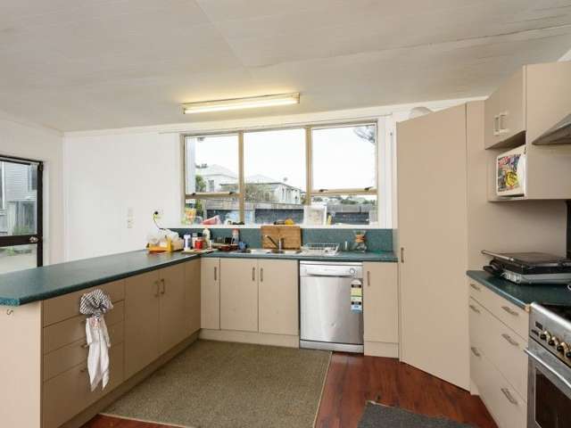 27 Luxford Street Berhampore_3