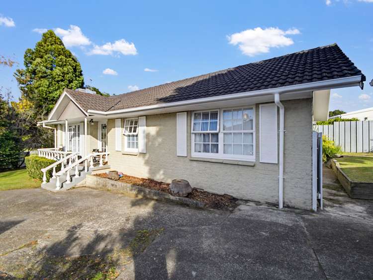 3 Joanna Place Deanwell_3