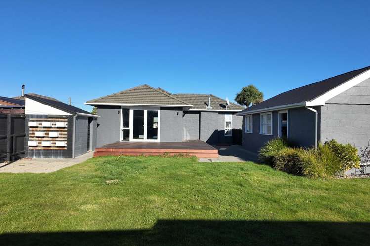 77 Neil Street Hornby_14