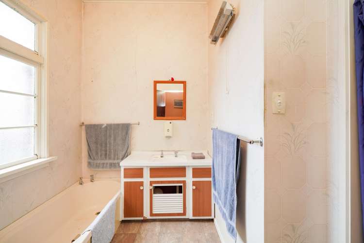 76 King & 143 Main Streets Otautau_19