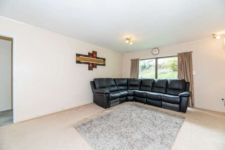 16 Halsey Drive Lynfield_10