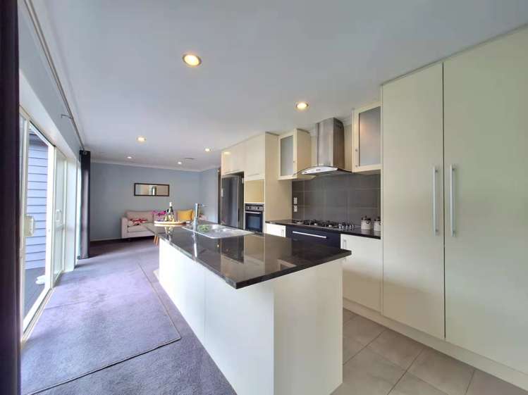 20 Stamford Crescent Flat Bush_8