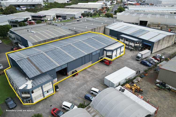 A & B, 136 Cryers Road_0