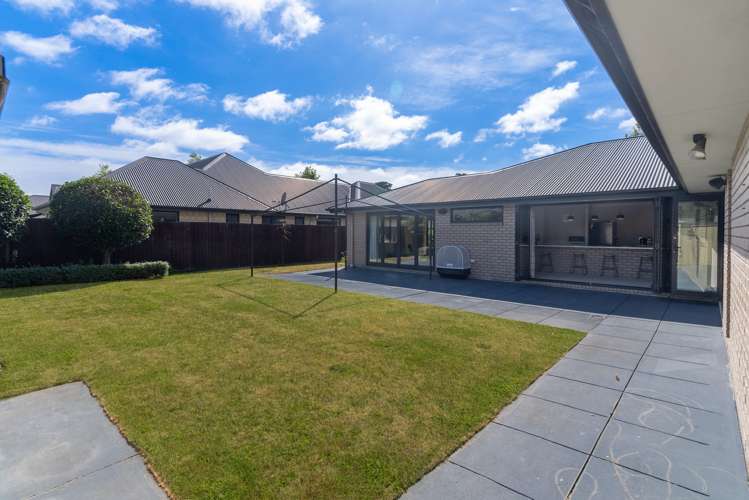 1 Heathridge Place Lincoln_26