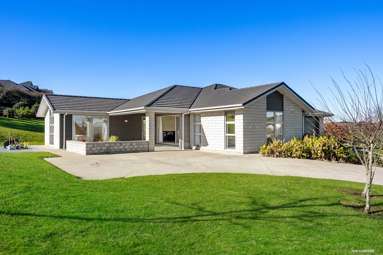 9 McIntosh Drive_1
