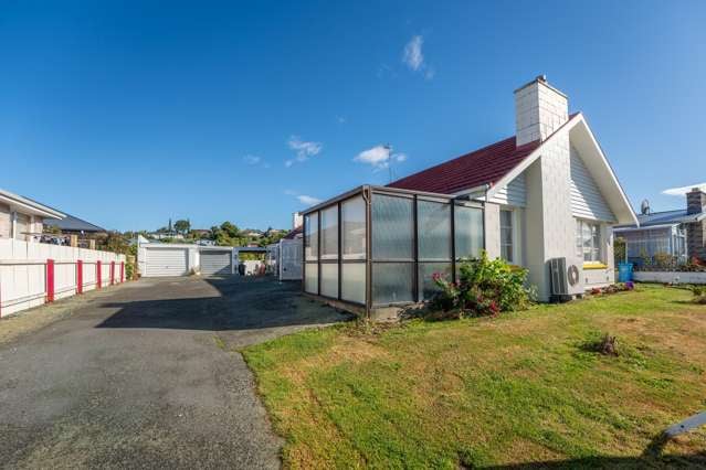 2/75 Ranui Avenue Waimataitai_1