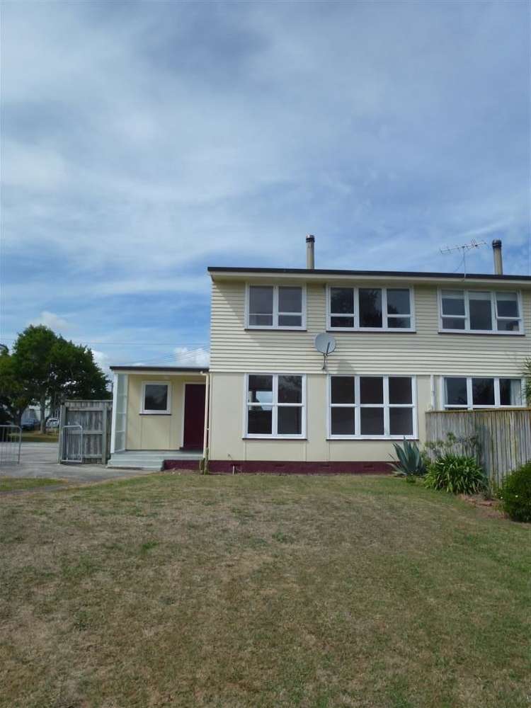 38 Devon Crescent Bulls_5