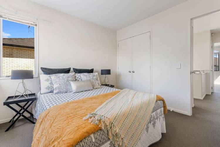 20 Silverwood Drive Flat Bush_11