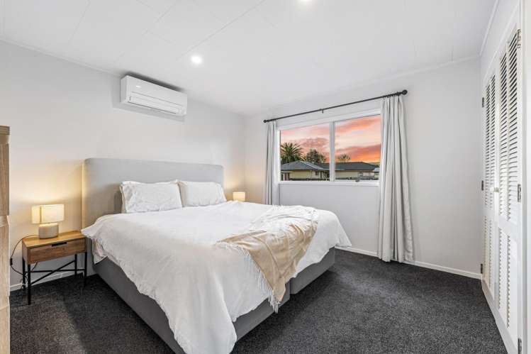 92b Beach Road Te Atatu Peninsula_11