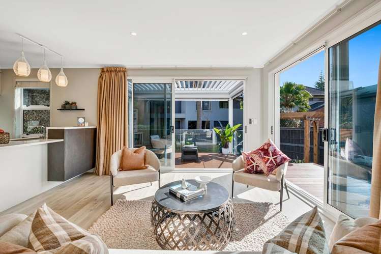 63a Walton Street Red Beach_12