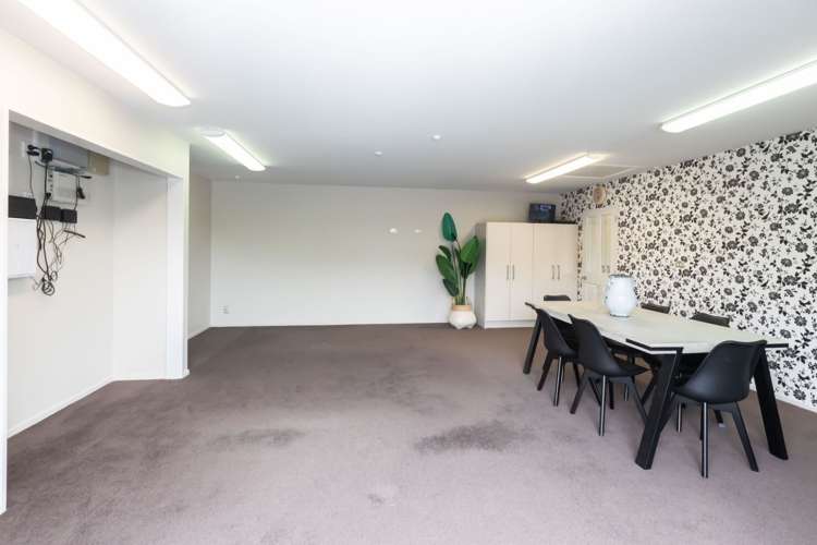 395 Marshland Road Marshland_55