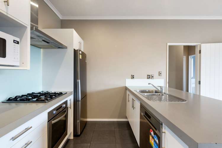 131C Rototuna Road Rototuna_6