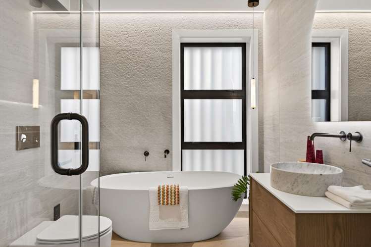 52 Beach Road Castor Bay_22