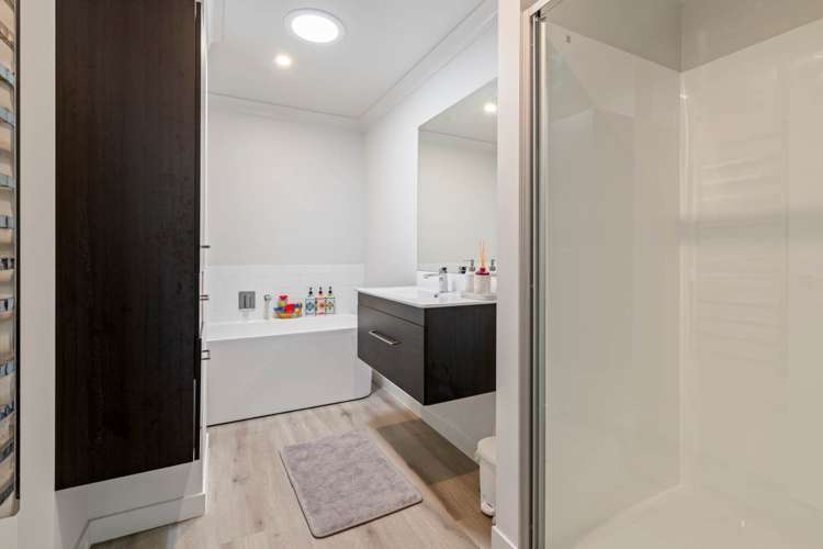 64 Paretaiuru Crescent Papakura_9