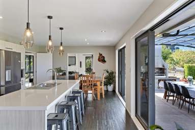 75 Fox Road_4